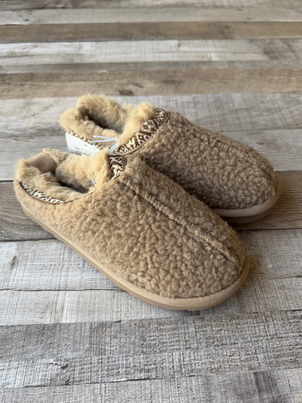 MIA Girls Brown Sherpa Slippers Size 4M NWT Cozy Faux Fur House Shoes